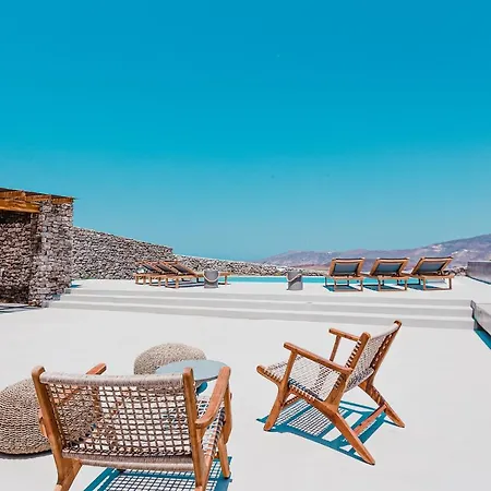 Amarelo Вилла Klouvas