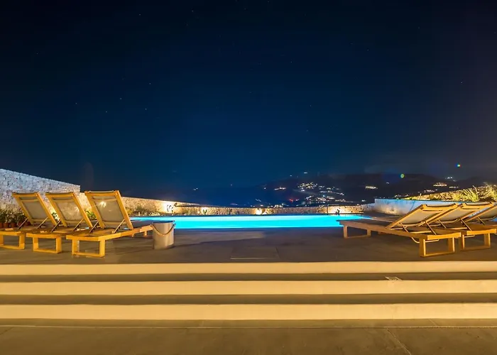 Amarelo Villa Klouvas