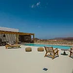 Villa Amarelo Kluvász