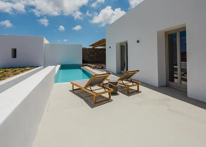 Amarelo Villa Klouvas