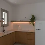 Amarelo Villa Klouvas