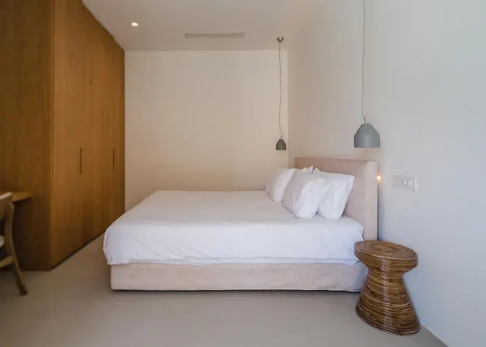 Villa Amarelo Klouvas